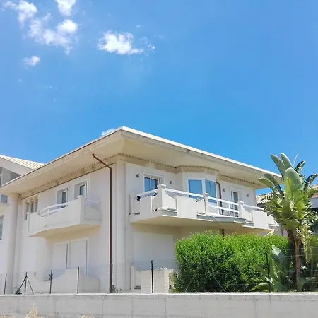 Ermes Bed & Breakfast 4*