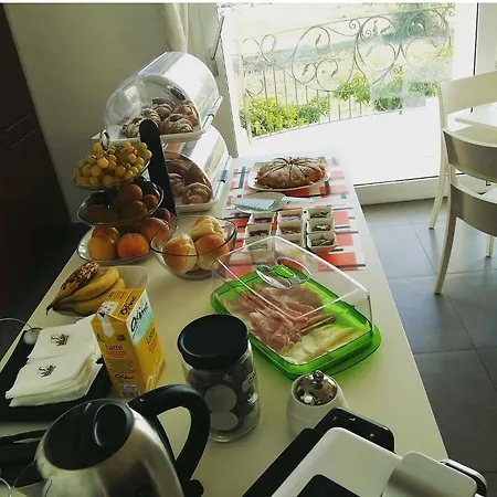 Ermes Bed & Breakfast 4*