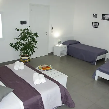 Ermes B&B 아볼라