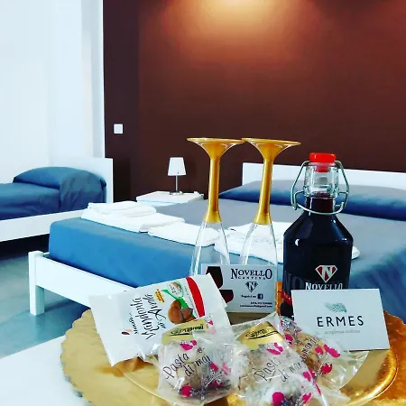 ベッド・アンド・ブレックファスト Ermes アヴォラ