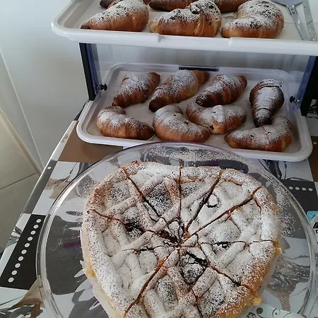 Ermes ベッド・アンド・ブレックファスト アヴォラ