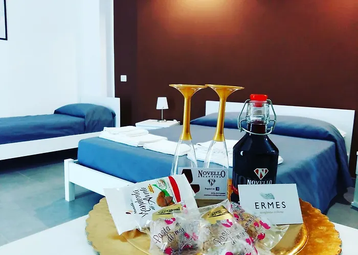 לינה וארוחת בוקר Ermes אבולה